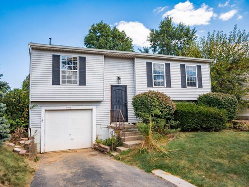 8408 Covered Wagon Ct, Powell, OH, 43065-9563 | Card Image