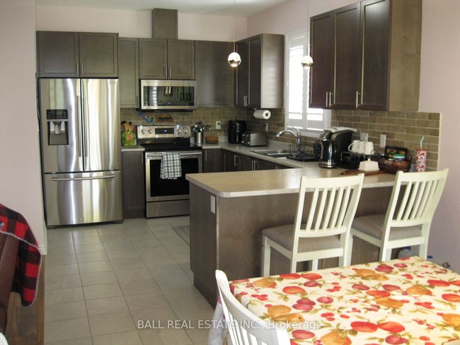 18 Lord's Dr, House other with 3 bedrooms, 3 bathrooms and 4 parking in Hastings ON | Image 6