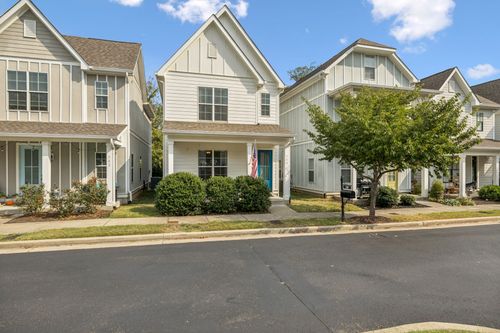 740 Cottage Park Dr, Nashville, TN, 37207-2617 | Card Image