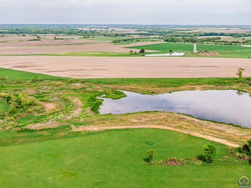 1051 Eisenhower Rd, Princeton, KS, 66078 | Card Image