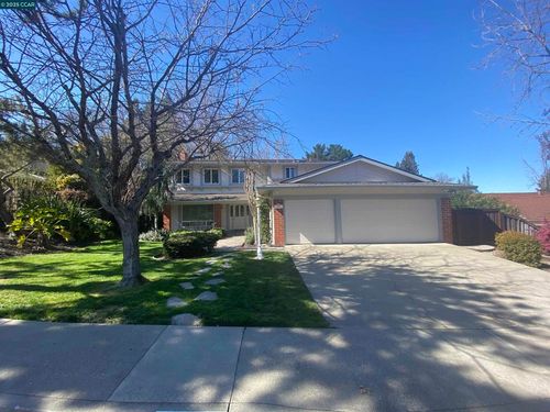 2315 Dapplegray Ln, Walnut Creek, CA, 94596-6623 | Card Image