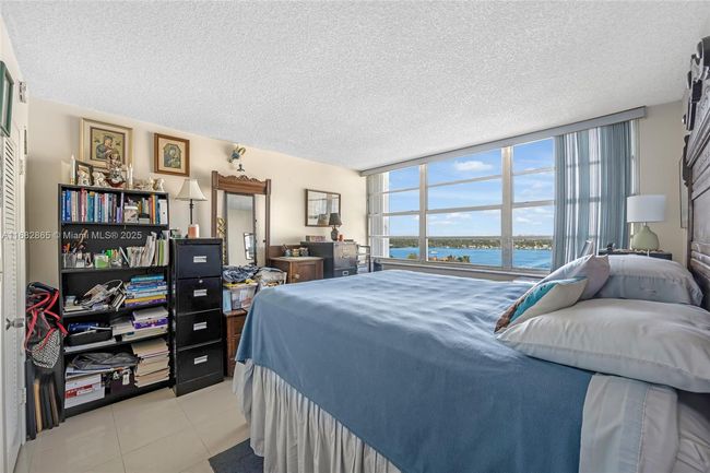 APT-1202 - 1400 S Ocean Dr, Condo with 2 bedrooms, 2 bathrooms and null parking in Hollywood FL | Image 26