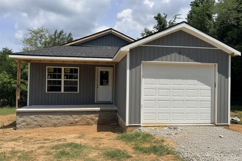 911 E 2nd Street, Russellville, KY, 42276 | Card Image