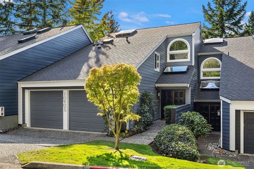 10907 Ne 41st Dr, Kirkland, WA, 98033-7714 | Card Image