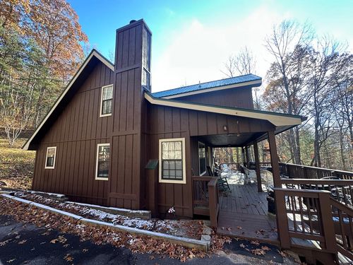 155 April Ln, Blairsville, GA, 30512-3264 | Card Image