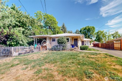 1851 Carl Street, Walla Walla, WA, 99362 | Card Image