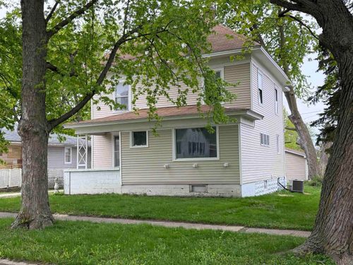 20 5th Ave Se, Oelwein, IA, 50662-2335 | Card Image