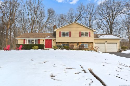 6 Gray Rock Road, Trumbull, CT, 06611 | Card Image