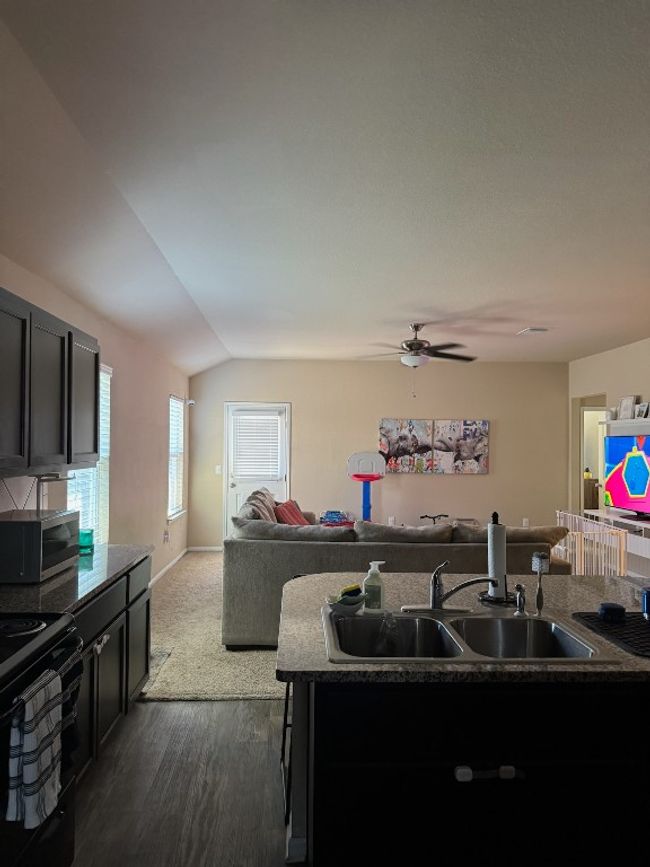3417 Stephans St, House other with 3 bedrooms, 2 bathrooms and null parking in Pflugerville TX | Image 8