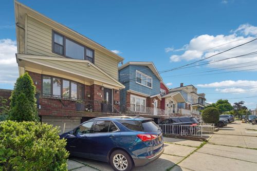 15 Linden Ave, Jersey City, NJ, 07305-4724 | Card Image