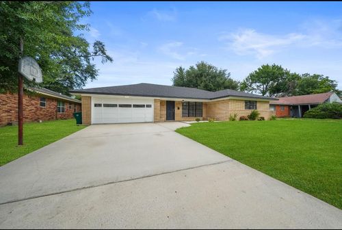 712 Arion Ln, Pasadena, TX, 77502-3523 | Card Image