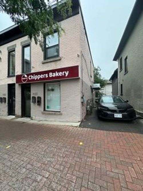 {{alt}} | Card Image