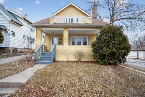 2402 N 54th St, Milwaukee, WI, 53210-2735 | Card Image
