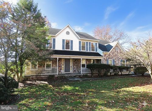 9012 Goshen Valley Dr, Gaithersburg, MD, 20882-1453 | Card Image