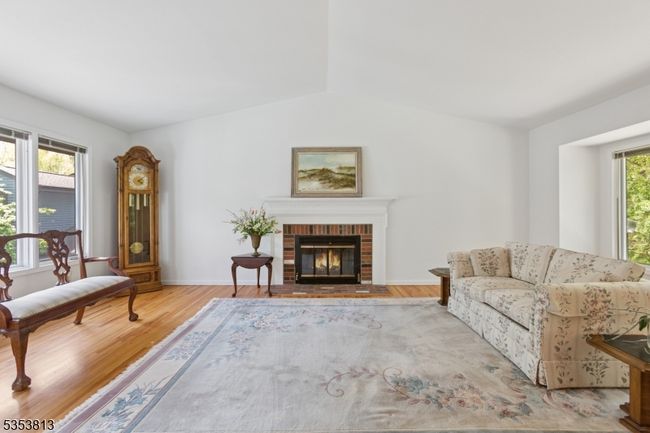 54 Aspen Dr, Townhouse with 2 bedrooms, 3 bathrooms and null parking in Basking Ridge NJ | Image 8