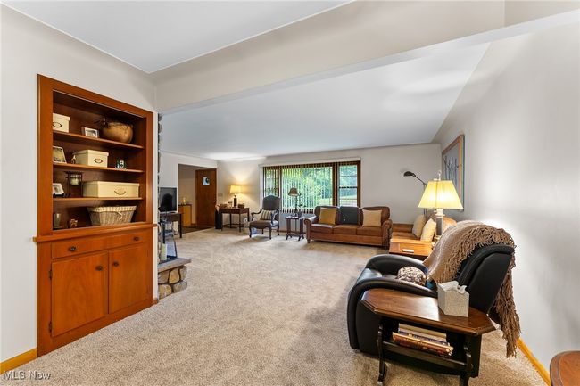1729 Mccollum Rd, House other with 3 bedrooms, 2 bathrooms and null parking in Youngstown OH | Image 8