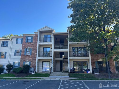 37 Fisher Drive, Franklin, NJ, 08823 | Card Image