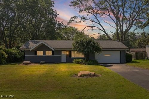 6265 Thunderbird Dr, Mentor, OH, 44060-3019 | Card Image