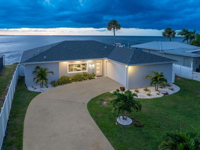 1909 Gulfview Drive, House other with 3 bedrooms, 2 bathrooms and null parking in HOLIDAY FL | Image 1