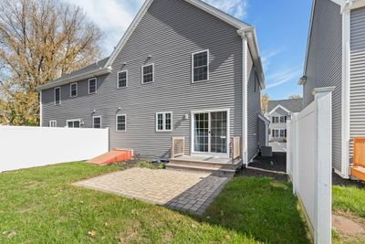 B - 11 Mendon Rd, Condo with 3 bedrooms, 2 bathrooms and 2 parking in Attleboro MA | Image 2