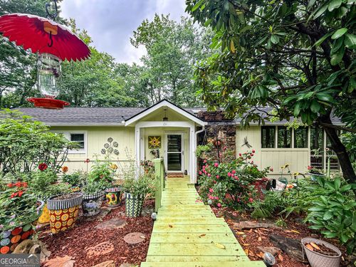 131 Scarlet Oak Dr, Cleveland, GA, 30528-8227 | Card Image