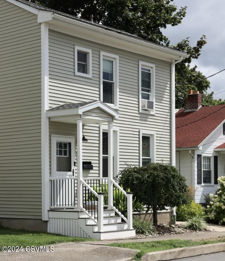 Grand St, Danville, PA 17821