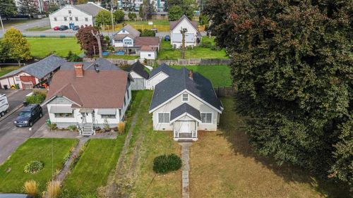 45719 Kipp Ave, Chilliwack, BC, V2P1Y6 | Card Image