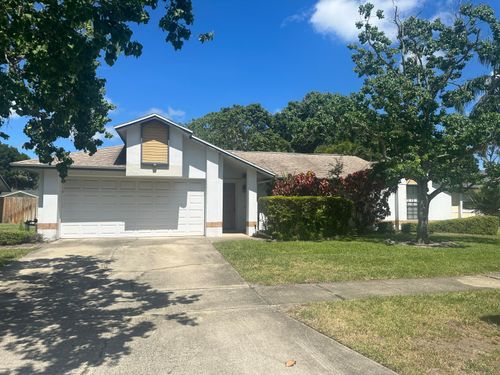 3433 Mazur Dr, Melbourne, FL, 32901-8240 | Card Image