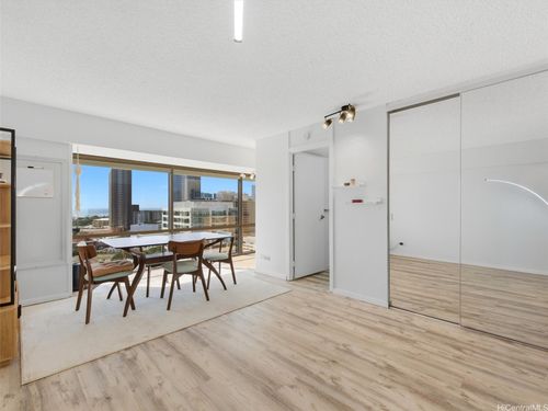 1903-1750 Kalakaua Ave, Honolulu, HI, 96826-3743 | Card Image