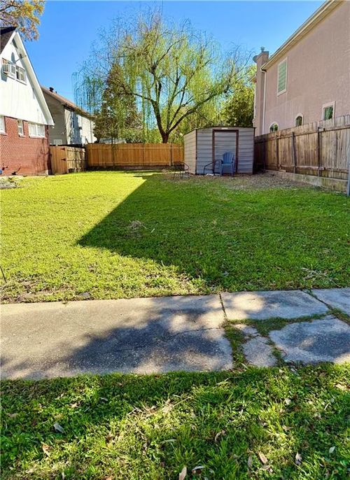 260 W Robert E Lee Blvd, New Orleans, LA, 70124-2414 | Card Image