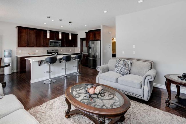 61 Nolanhurst Rise Nw, Home with 4 bedrooms, 3 bathrooms and 4 parking in Calgary AB | Image 9