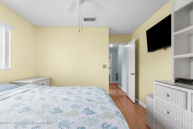1350 Gatewood Ave, House other with 3 bedrooms, 2 bathrooms and null parking in Spring Hill FL | Image 17