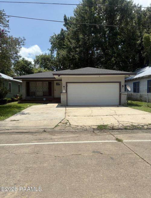 515 Walton St, New Iberia, LA, 70560-4444 | Card Image