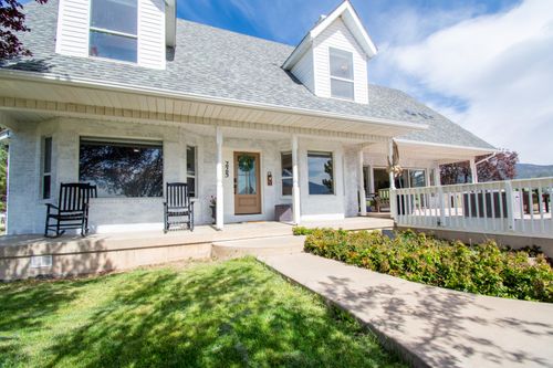 225 E Center St, New Harmony, UT, 84757-7722 | Card Image