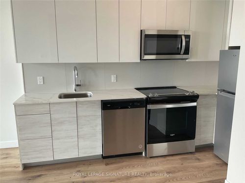 2811-60 Frederick St, Kitchener, ON, N2H0C7 | Card Image