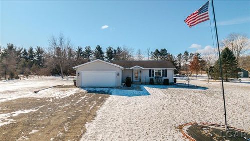 2829 Sutton Rd, Adrian, MI, 49221-8301 | Card Image