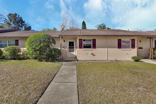 30-3 Villa Villar Ct, DELAND, FL, 32724-5971 | Card Image