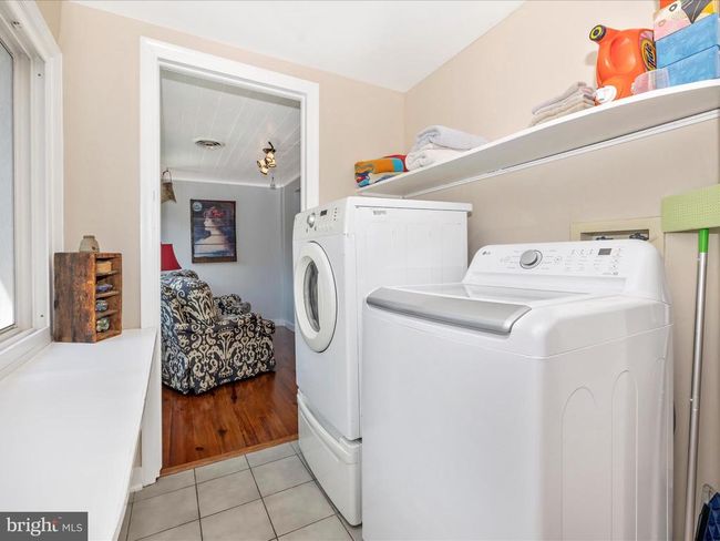 9314 Pear Ln, House other with 4 bedrooms, 3 bathrooms and null parking in FREDERICK MD | Image 38