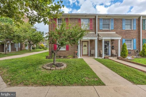 101 Benson Ct, CAMDEN, NJ, 08103-1011 | Card Image