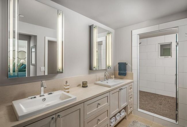 2687 State St, Condo with 2 bedrooms, 3 bathrooms and 2 parking in Carlsbad CA | Image 18