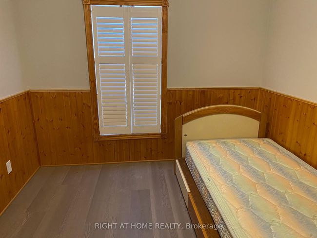 694-700 Armour Rd, Home with 0 bedrooms, 0 bathrooms and null parking in Peterborough ON | Image 23