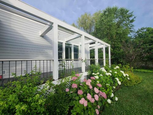 31 Pierce Dr, Pleasantville, NY, 10570-1011 | Card Image
