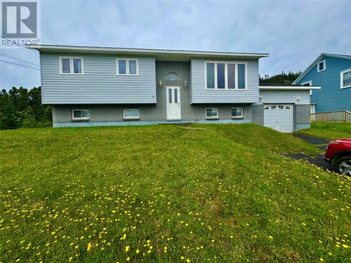 11 Woods St, Twillingate, NL, A0G4M0 | Card Image