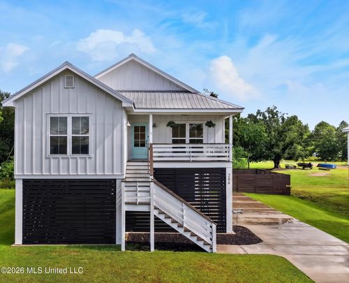 204 Piney Ridge Rd, Waveland, MS, 39576-3713 | Card Image