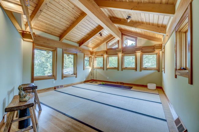 Meditation or yoga room | Image 47