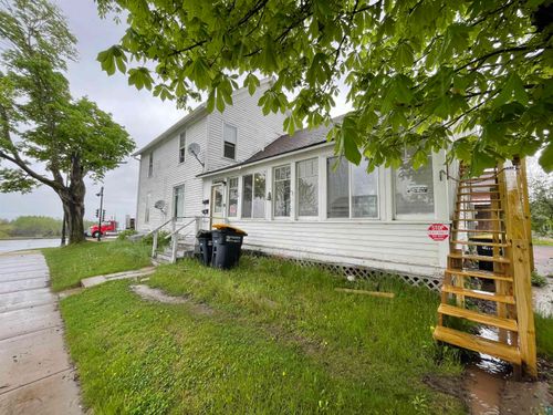 3-1222 Lake Shore Dr W, Ashland, WI, 54806-1260 | Card Image