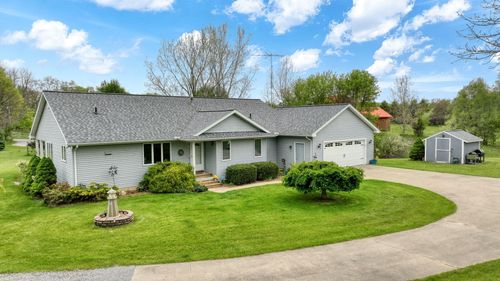 4926 Walz Rd, Jackson, MI, 49201-9864 | Card Image