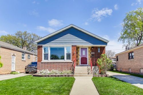 8737 S Fairfield Ave, Evergreen Park, IL, 60805-1146 | Card Image