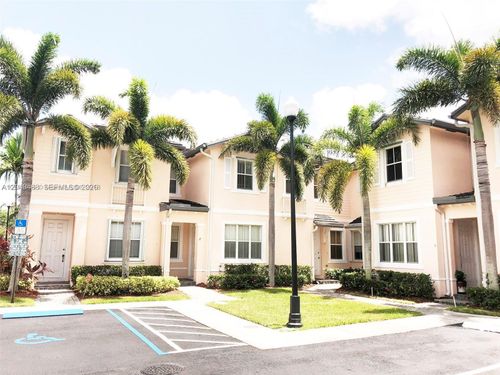 2-2884 Se 2nd Dr, Homestead, FL, 33033-7304 | Card Image