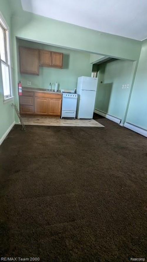 1830 Southfield Rd, Lincoln Park, MI, 48146-2200 | Card Image